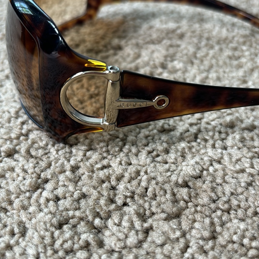100% Authentic Gucci Tortoiseshell Sunglasses Squ… - image 4